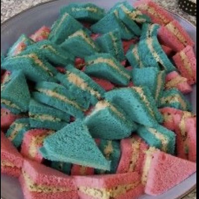 Gender Reveal Sliced Bread