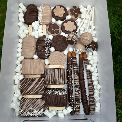 Party Pack (+ cupcakes)