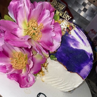 Double Layer Half Moon Cake 8 in