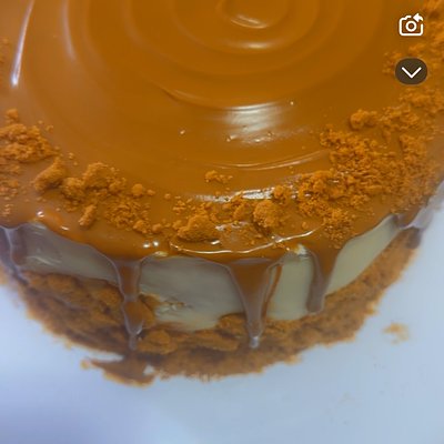 Banana Biscoff cake 8 Inch