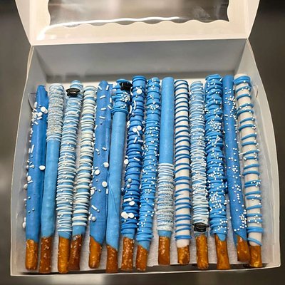 Dipped Pretzel Rods