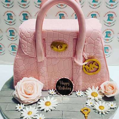 Customized Cake 