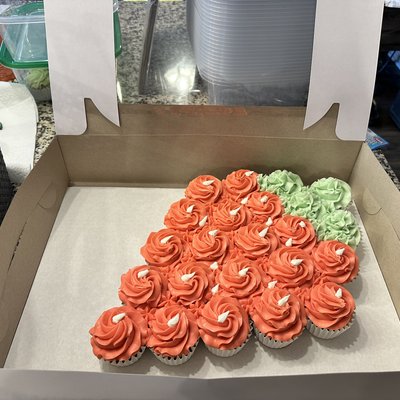 1 Dozen Gluten Free Custom Cupcake Cake