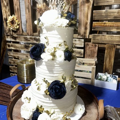 Wedding Cakes/ Bride And Groom Cake