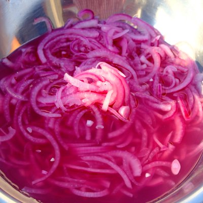 Sweet Pickled Onions 16oz