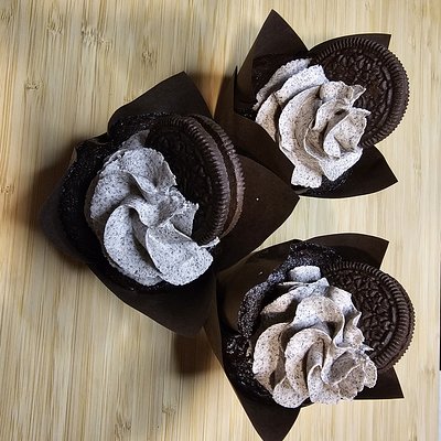 Chocolate Oreo Cupcake