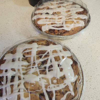 Cinnamon Roll Apple Pie
