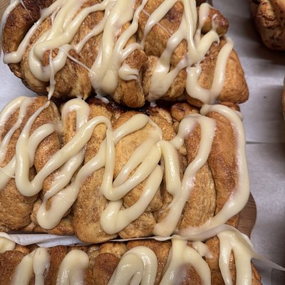 Cinnamon Maple Pull Apart Bread