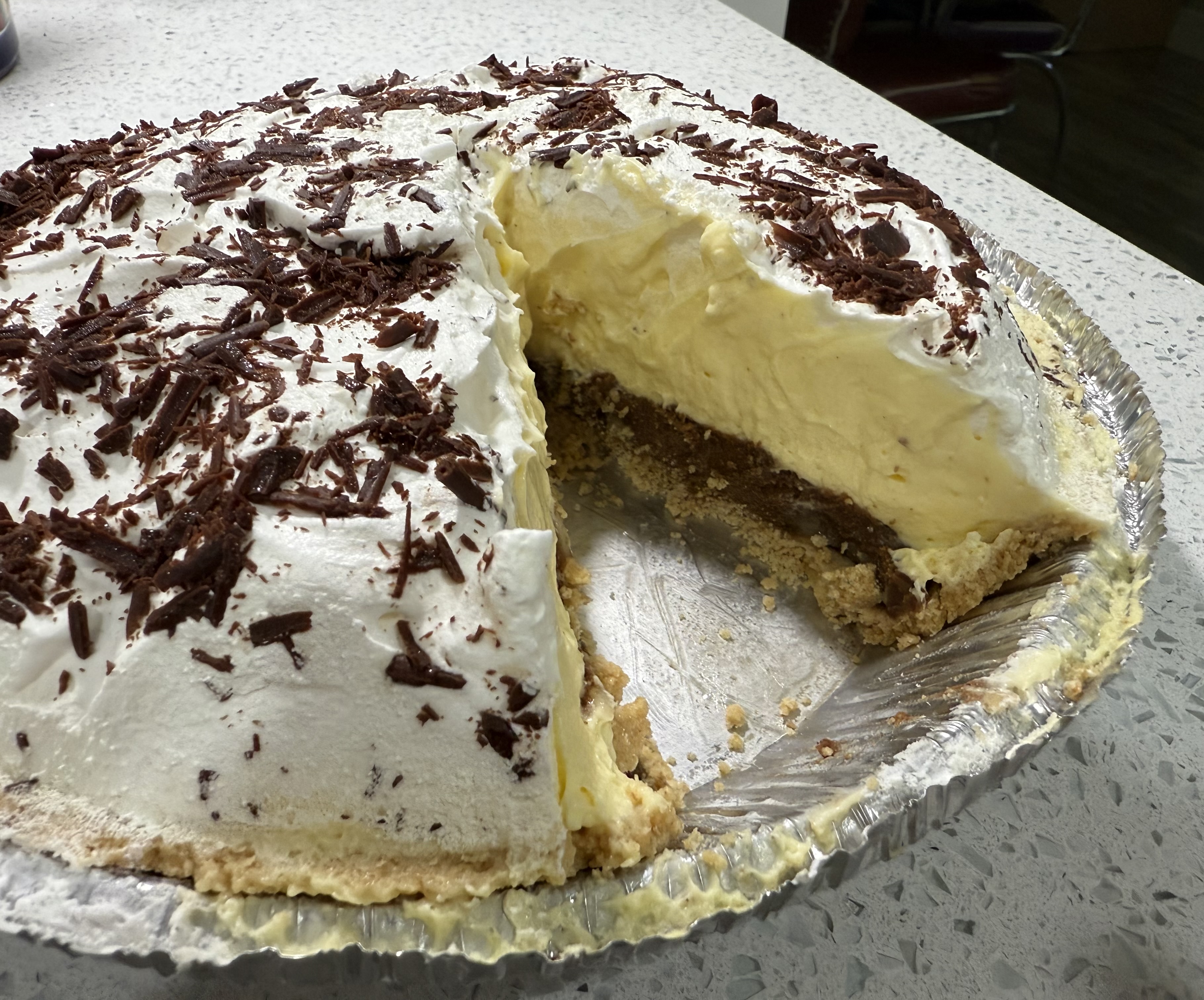 Chocolate Peanut Butter Banana Pie