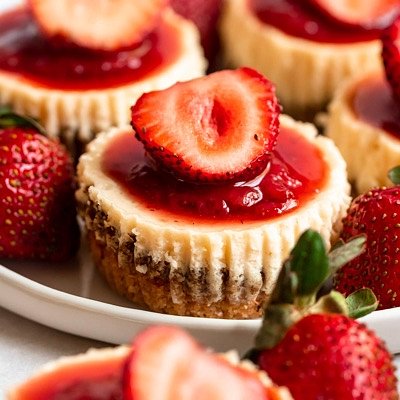 Mini Strawberry Cheesecake 