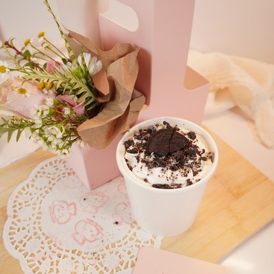 oreo lil’ cake & mini bouquet
