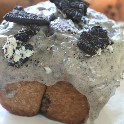 Cookies And Cream Sourdough Roll 2 Count