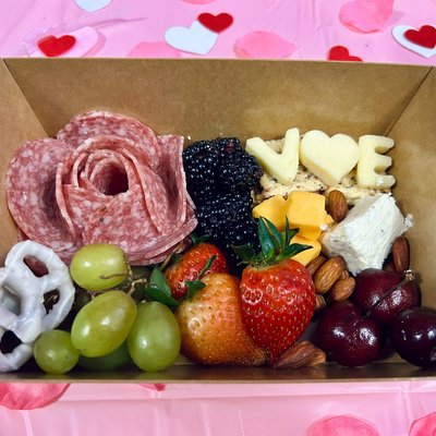 Charcuterie Box 4