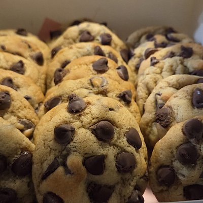 Classic Cookie Box (12 Cookies 3 Flavors)