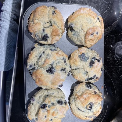 Jumbo Blueberry Muffins (4 Count)