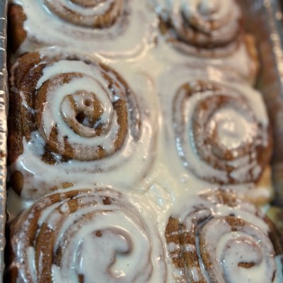 1/2 Dozen Sourdough Cinnamon Rolls