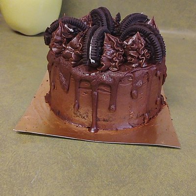 2 Layered 4in Cake