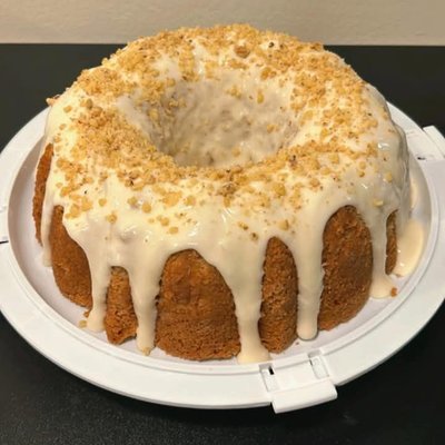 Carrot Cake Bundt Cake With Cream Cheese Frosting 
