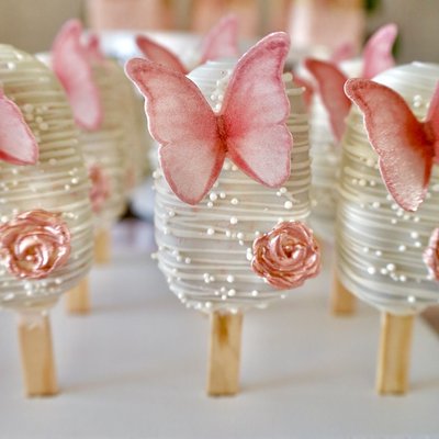 Cakesicles