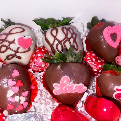 Custom Design Strawberries (6)