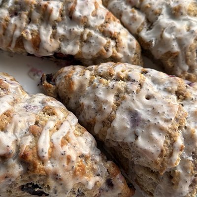 Lemon Blueberry Poppyseed Scones