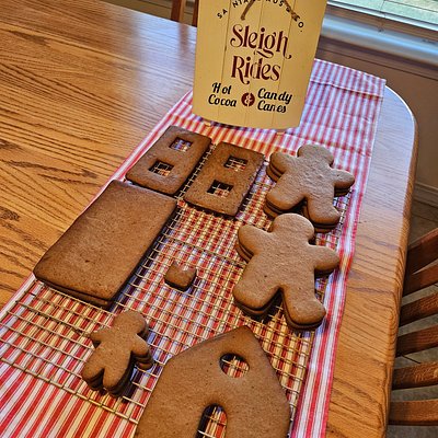 Gingerbread Cottage Kit