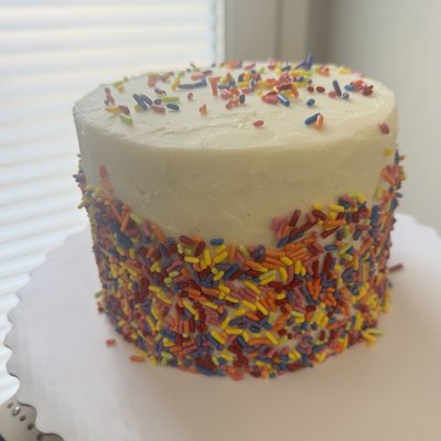 Mini Sprinkled Triple Vanilla Cake & Vanilla Buttercream Frosting 