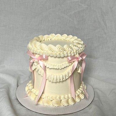 6” Round Cake