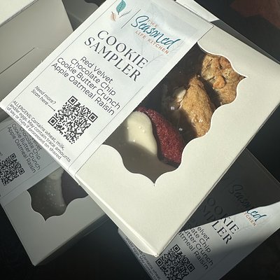Mini Cookie Box (4-5 Count)