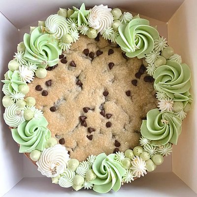 8” Cookie Cake