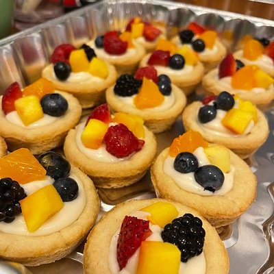Sugar Cookie Cups filled with Vanilla Filling topped with Fresh Fruit (1 Dozen)