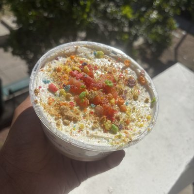 Fruity Pebble Cheesecake 