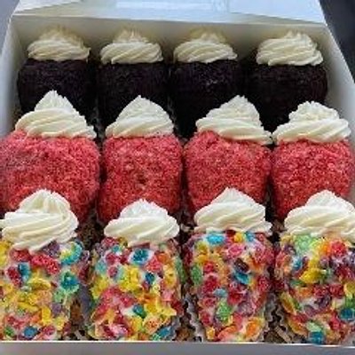 1 Dozen / Stuffed Crunch Berry Variety Box
