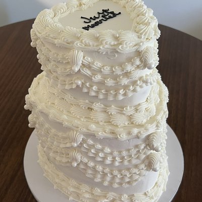 2 Tier Heart Wedding Cake 8 In 3 Layer On Bottom & 6 In 2 Layer On Top
