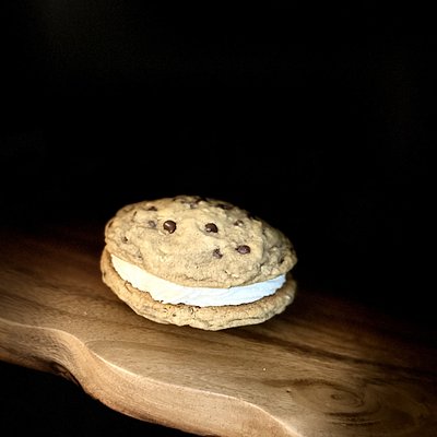 Chocolate Chip Cream Pies (4 Pack)  