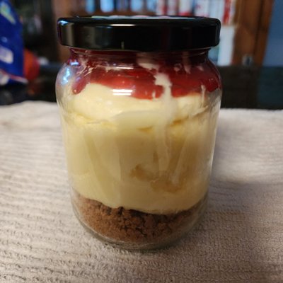Strawberry Cheesecake In A Jar