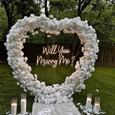 8in White Heart Arch