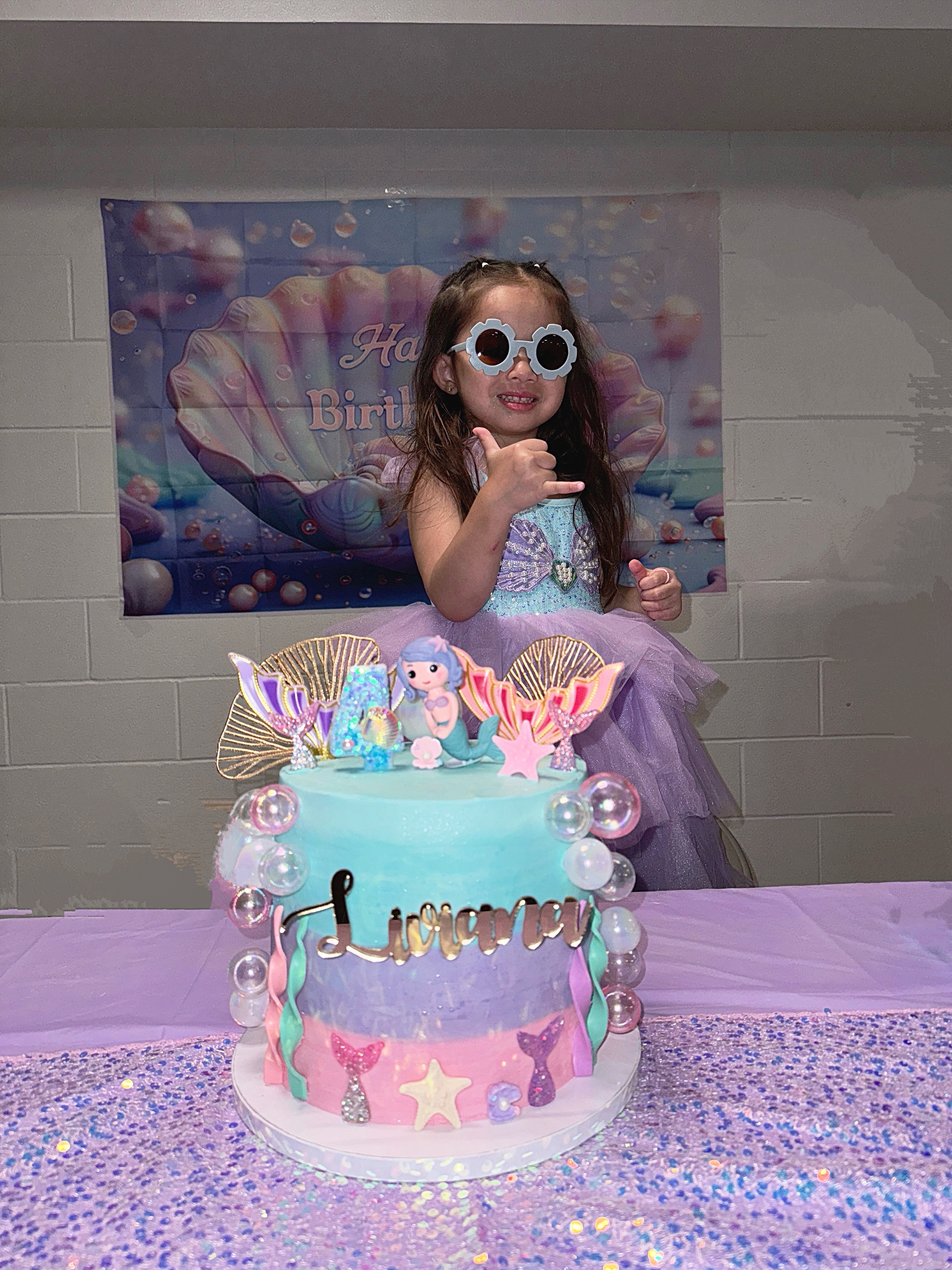8in 3 Layer Round Cake