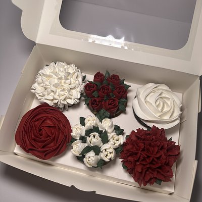 6 Cupcake Bouquet 