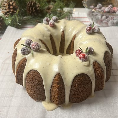 Eggnog Rum Bundt Cake 