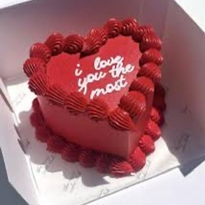 6” Heart cake