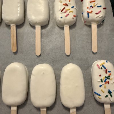 Gluten Friendly Cakesicles