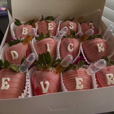 Best “D” Ever Strawberry Box