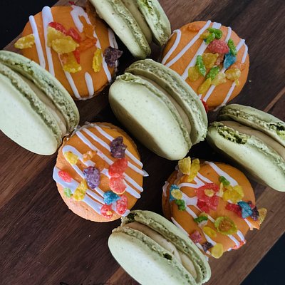 1 Dozen Assorted Macarons