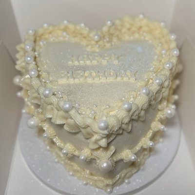 8in Cake 