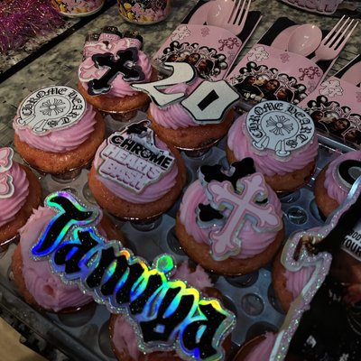 Custom Cupcake With Toppers And Photos 