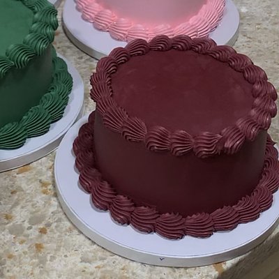 Mini Round Cake(feeds 4 People)