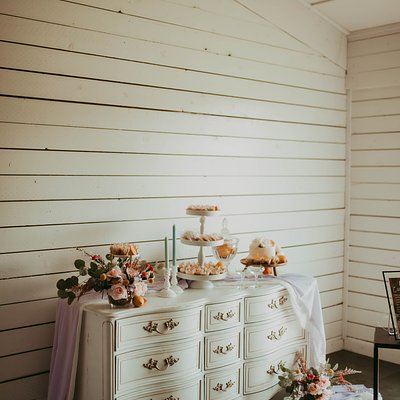 Wedding cake tasting