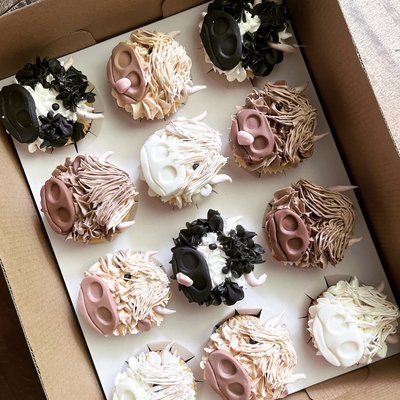 Detailed Cupcakes 