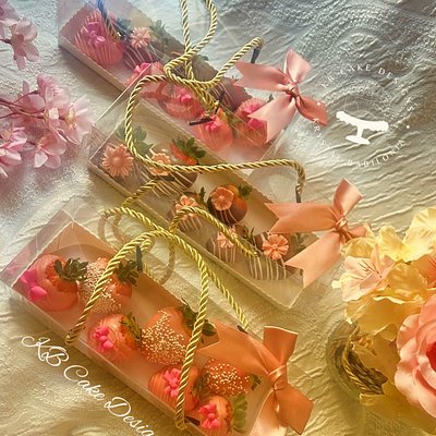 Strawberries Box Of 6-7